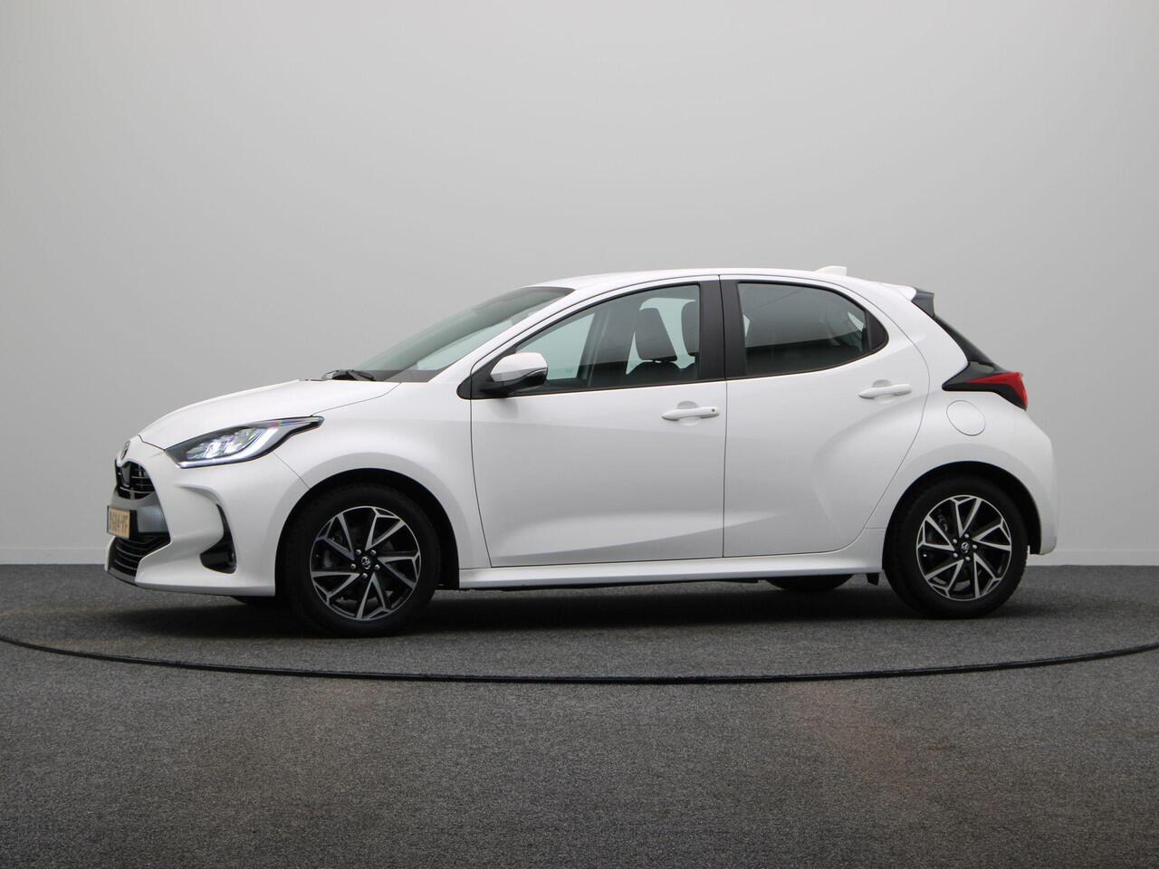 Toyota YARIS 1.5 Hybrid Dynamic | Achteruitrijcamera | Full Led Koplampen | Apple Carplay & Android Auto |