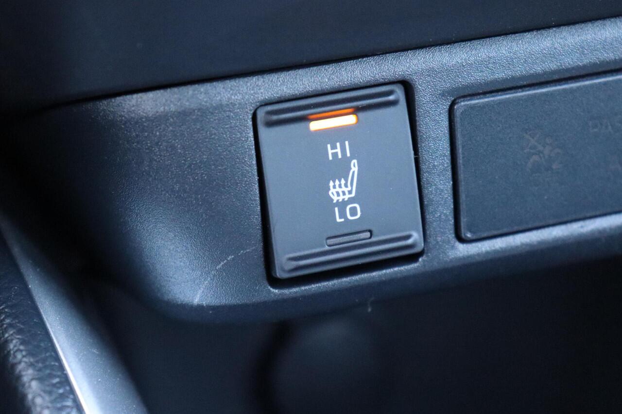 Toyota YARIS 1.5 Hybrid Active Limited, Climate & Cruise control, Stoelverwarming, DAB+ !