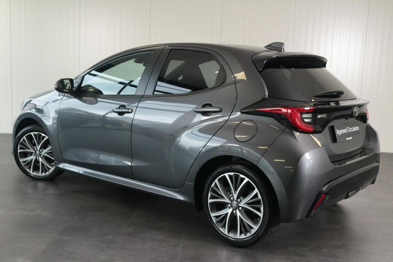 Toyota YARIS 1.5 Hybrid Executive 130 Limited, Panodak , JBL audio , Stuur- en stoelverwarming