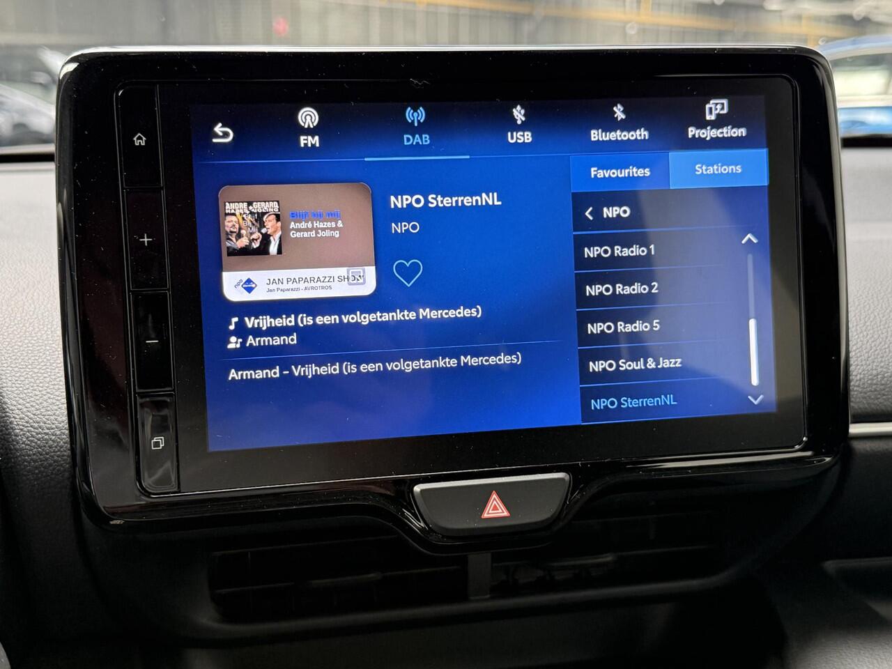 Toyota YARIS 1.5 Hybrid 115 Active 1e eigenaar, draadloze carplay, garantie tot 2034!