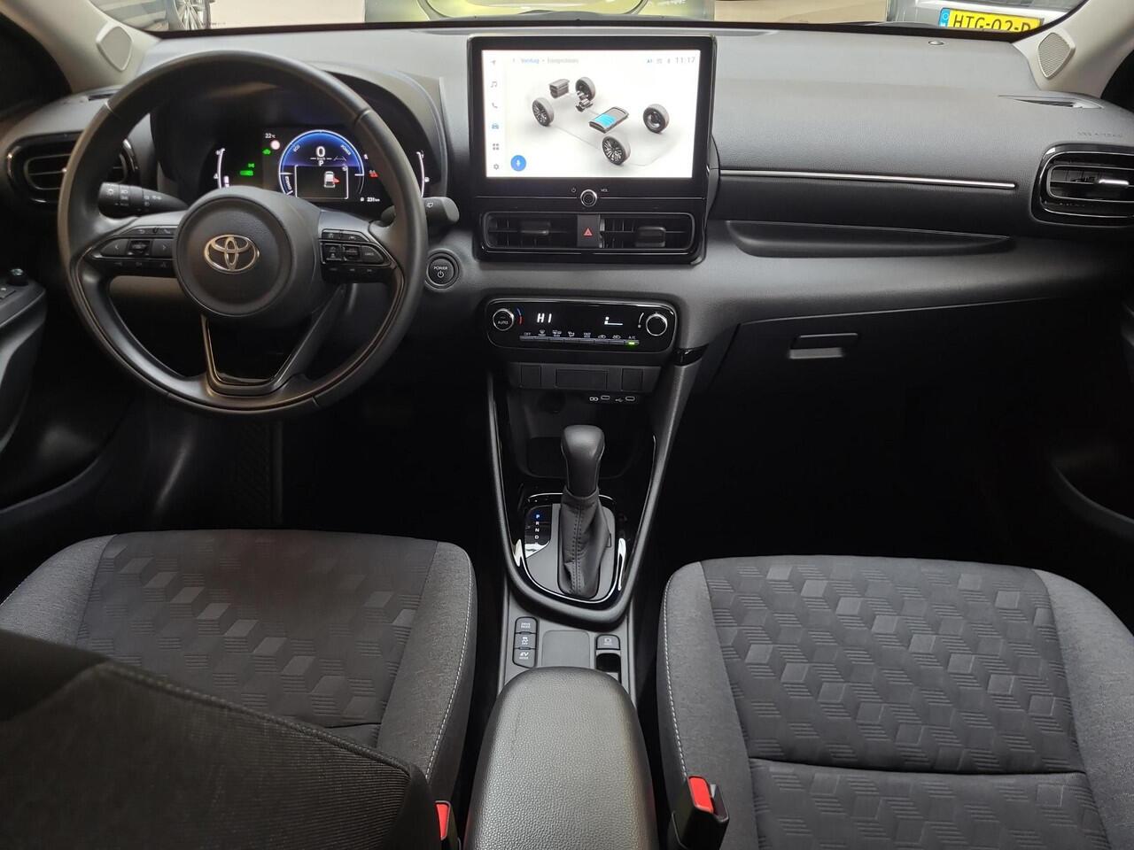 Toyota YARIS 1.5 Hybrid 115 First Edition | Apple CarPlay / Android Auto | LED Verlichting | Rijklaarprijs incl. garantie |