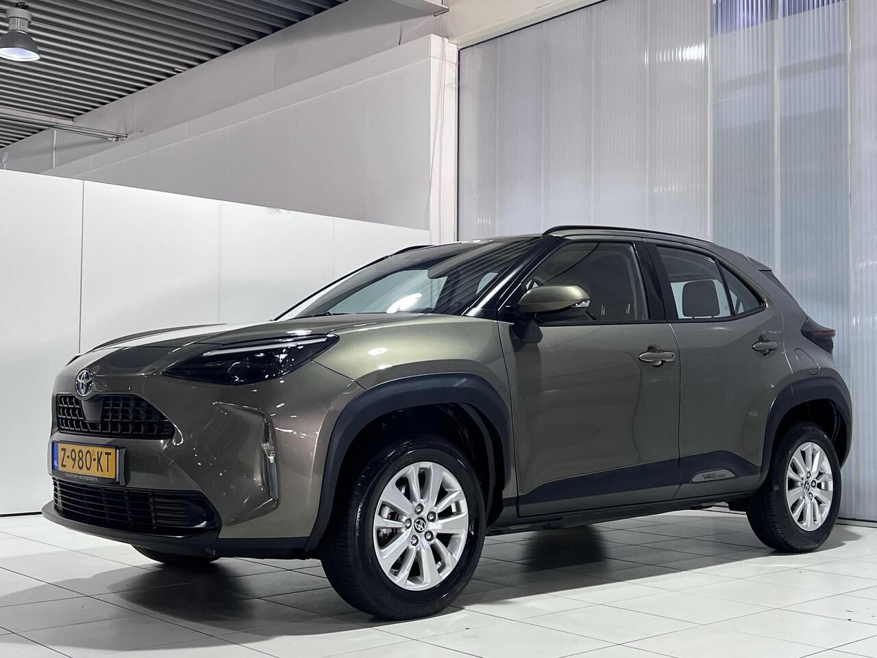 Toyota YARIS Cross 1.5 Hybrid Active Navigatie Apple CarPlay/Android Auto, adaptieve cruise control, achteruitrij camera, NL auto!