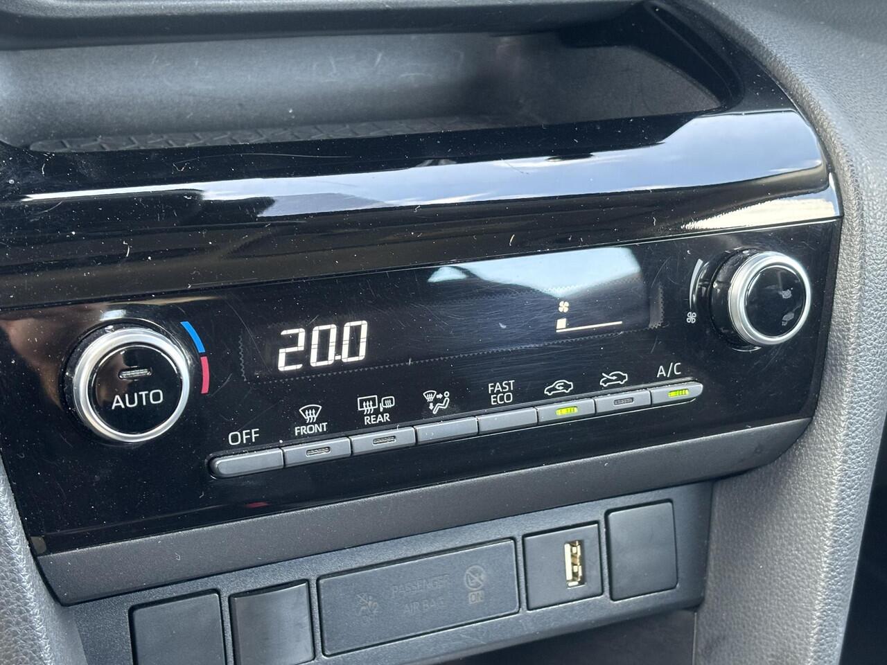 Toyota YARIS Cross 1.5 Hybrid Active | Apple Carplay/Android auto | Achteruitrijcamera | Adaptive Cruisecontrol | Toyota garantie tot 2034!