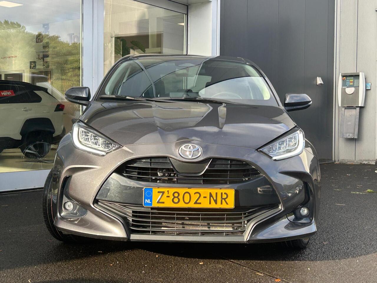 Toyota YARIS 1.5 Hybrid 115 First Edition | Parkeercamera | Navigatie | Climate control