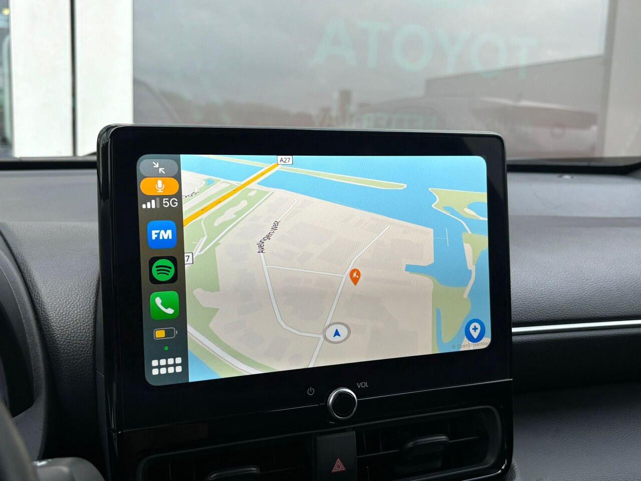 Toyota YARIS Cross 1.5 Hybrid 115 First Edition | Plus Pack | Parkeersensoren | Stoel en stuurverwarming | Apple Carplay/Android auto | Toyota garantie tot 2034!