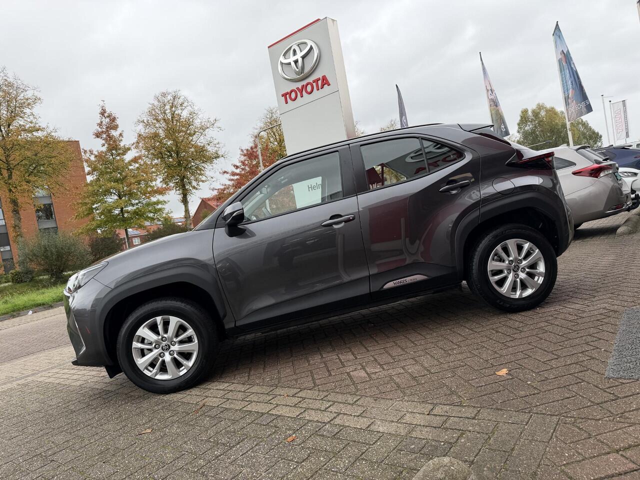 Toyota YARIS Cross 1.5 Hybrid Active Adaptieve cruise control | Achteruitrij camera | Navigatie Apple CarPlay/Android Auto | Automaat!
