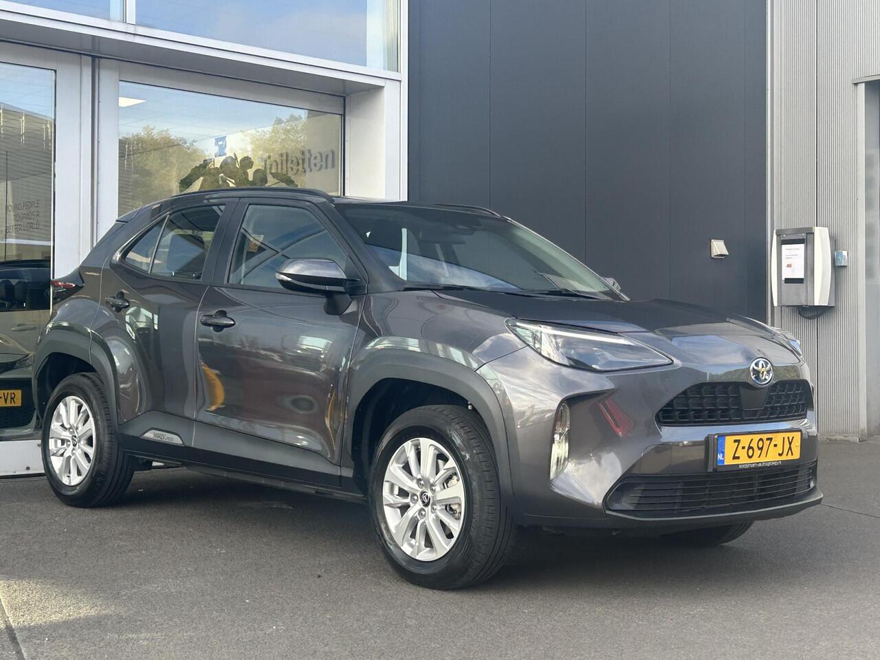 Toyota YARIS Cross 1.5 Hybrid Active | LM Velgen | Achteruitrijcamera | Navigatie
