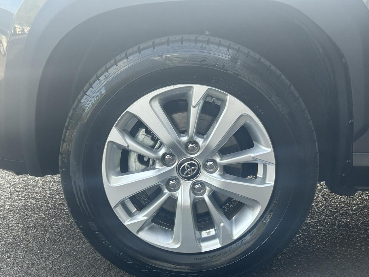 Toyota YARIS Cross 1.5 Hybrid Active | LM Velgen | Achteruitrijcamera | Navigatie