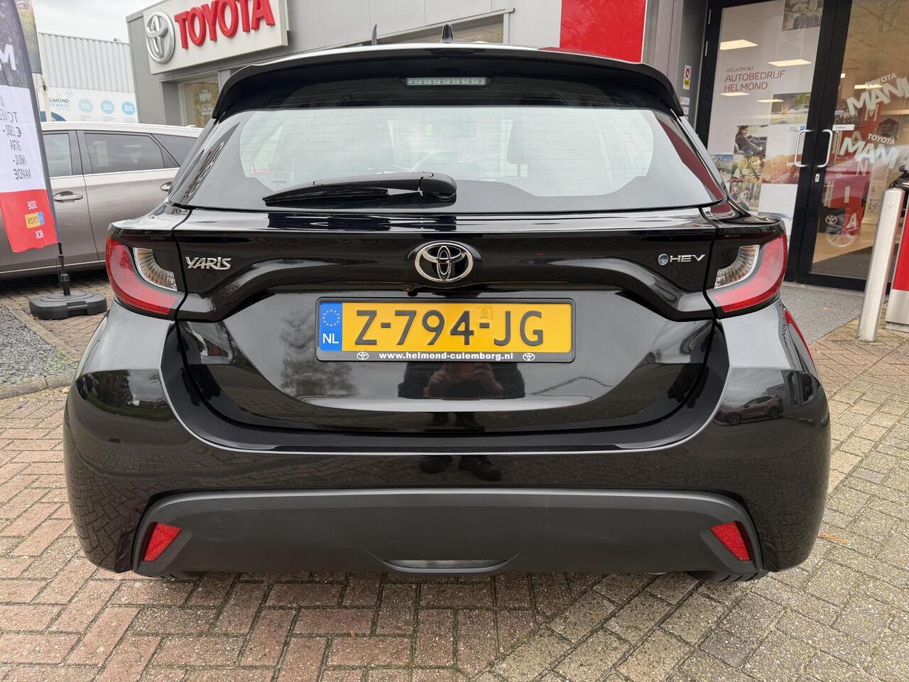 Toyota YARIS 1.5 Hybrid 115 Active Achteruitrij camera | NL-AUTO | Automaat | navigatie Apple CarPlay/Android Auto | Adaptieve cruise control |