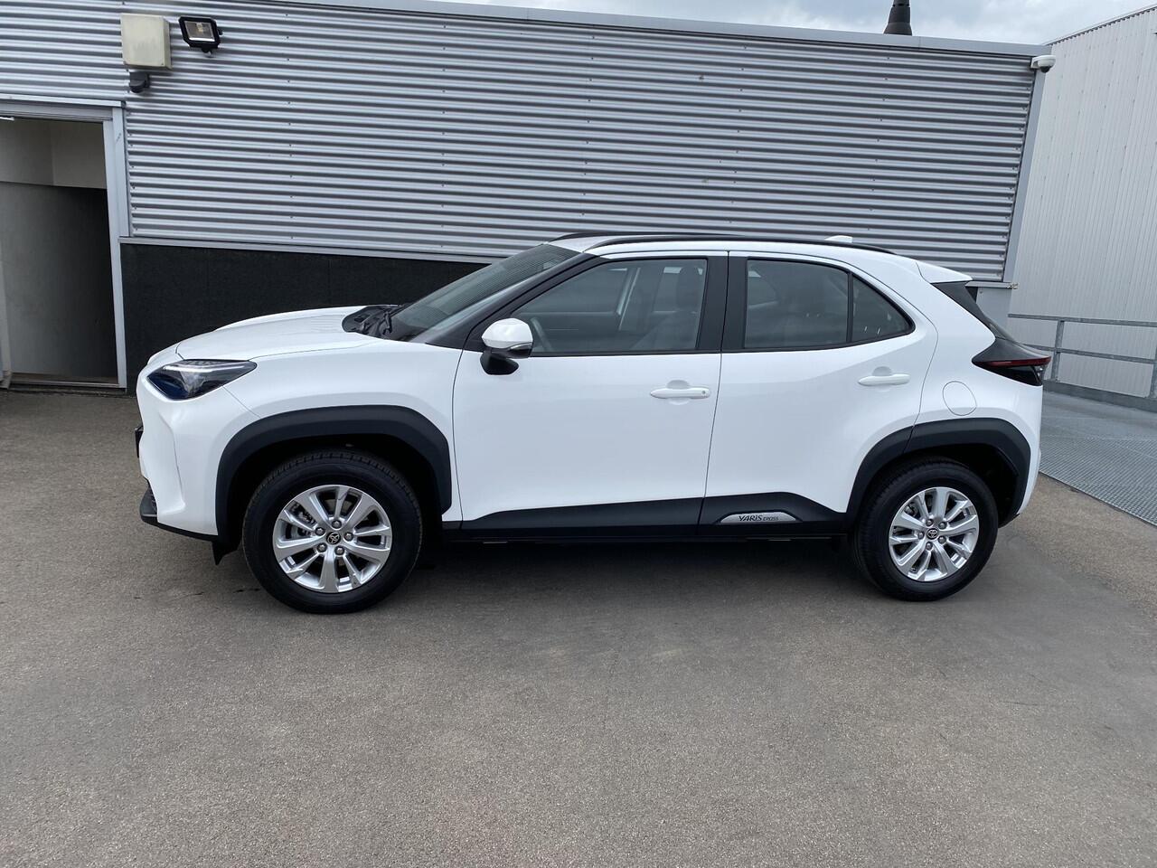 Toyota YARIS Cross 1.5 Hybrid Active Navigatie Apple CarPlay/Android Auto, adaptieve cruise control, achteruitrij camera, NL auto!