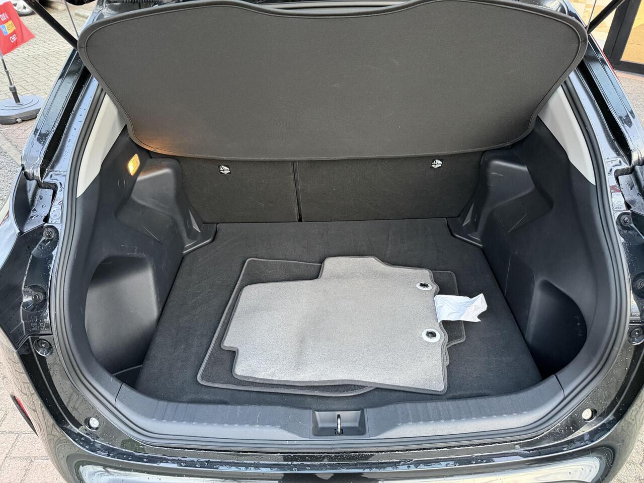 Toyota YARIS Cross 1.5 Hybrid Active Automaat | Nette NL-auto | Sleutels- en boekjes compleet | Achteruitrijcamera |