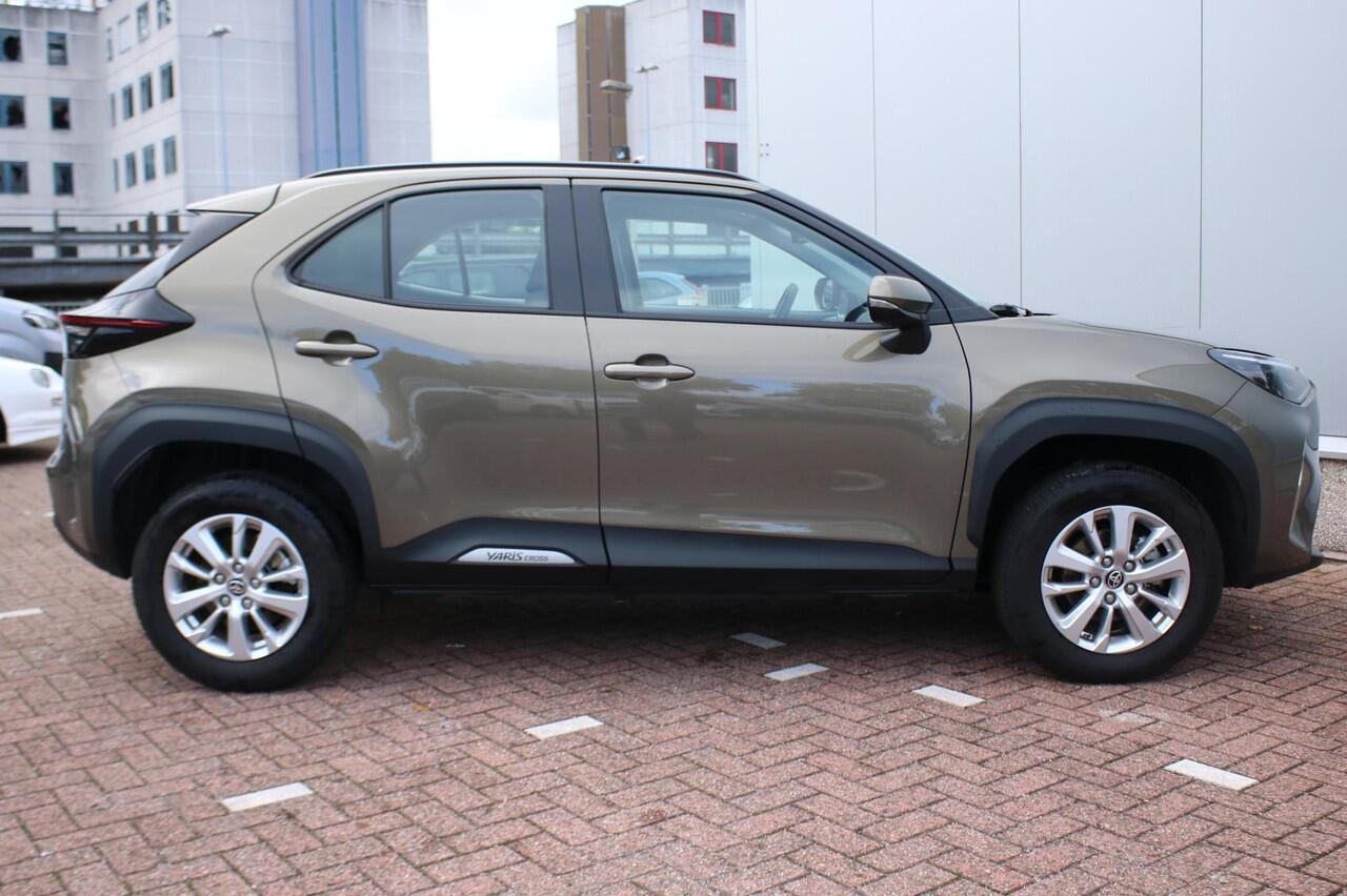 Toyota YARIS Cross 1.5 Hybrid Active |LM velgen| BTW auto|