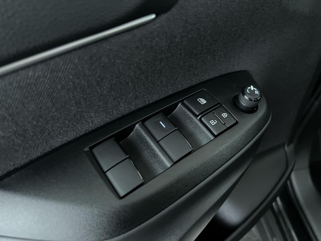 Toyota YARIS Cross 1.5 Hybrid 115 First Edition | Keyless | P.cam | Navi