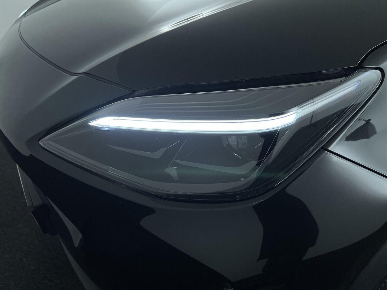 Toyota YARIS Cross 1.5 Hybrid 115 First Edition | Keyless | P.cam | Navi