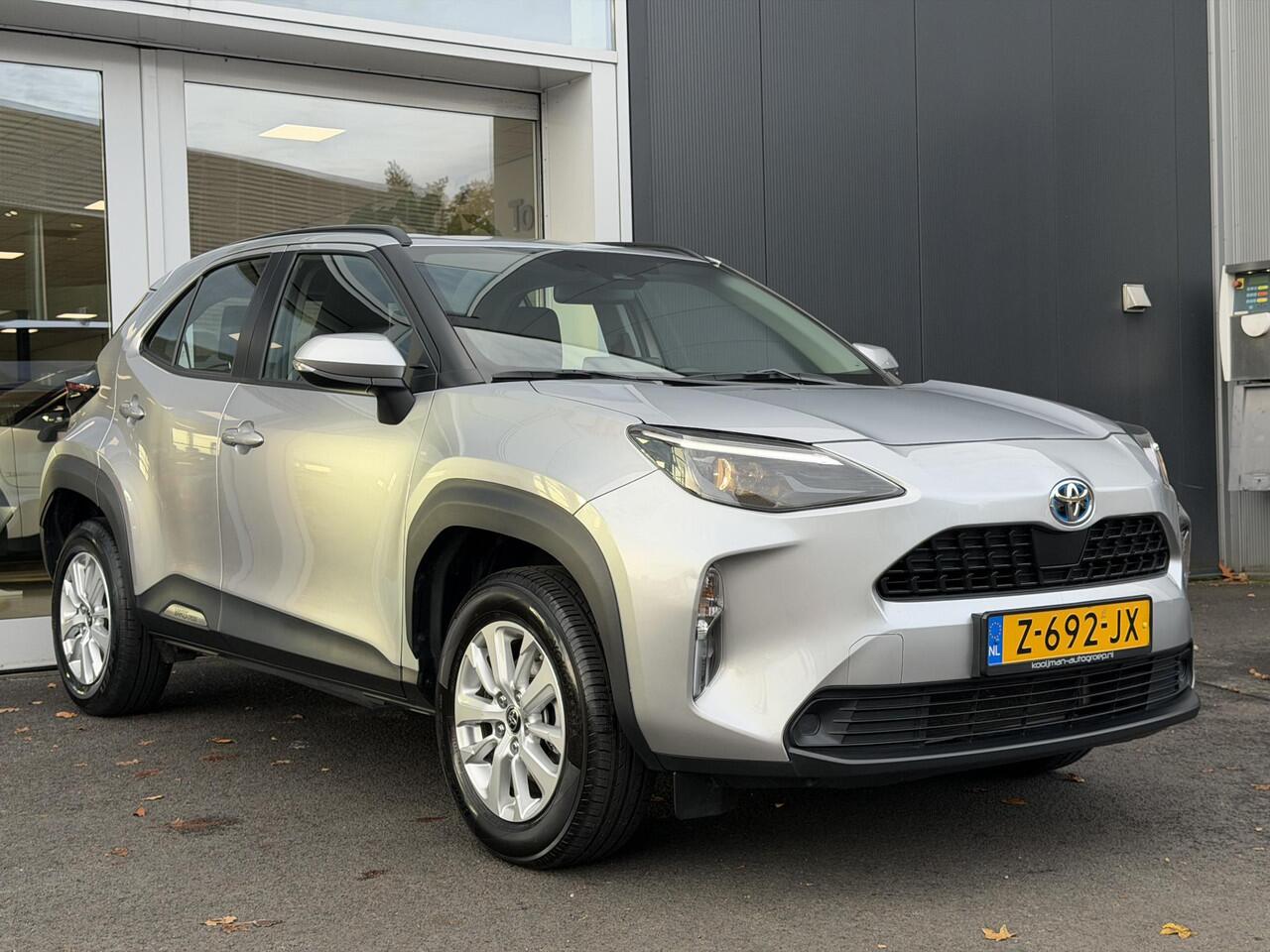 Toyota YARIS Cross 1.5 Hybrid Active | Parkeercamera | LM Velgen | Apple Carplay / Android Auto