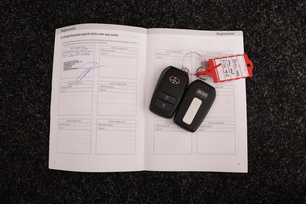 Toyota YARIS 1.5 Hybrid 130 Executive | Parkeersensoren | Apple Carplay/Android Auto | Blind Spot Monitor |