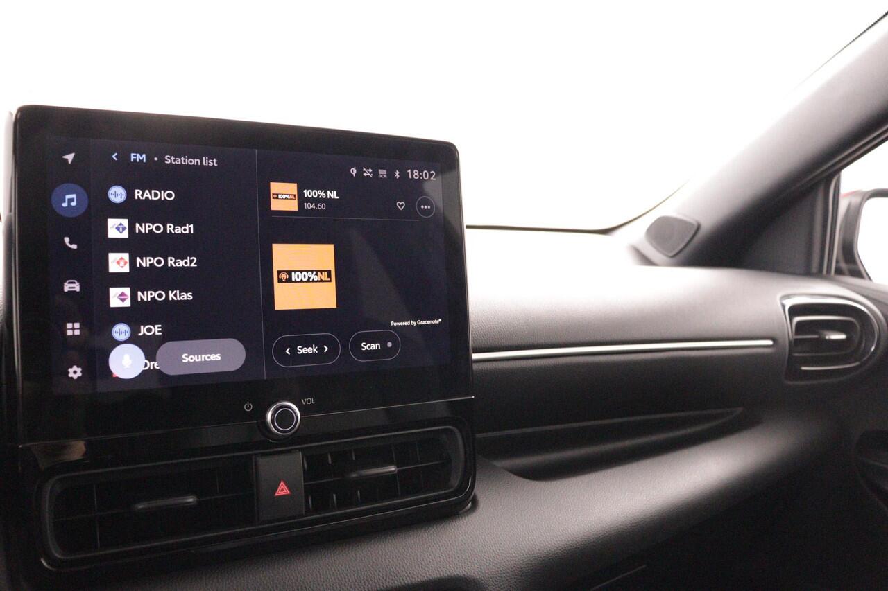 Toyota YARIS 1.5 Hybrid 130 Executive | Parkeersensoren | Apple Carplay/Android Auto | Blind Spot Monitor |