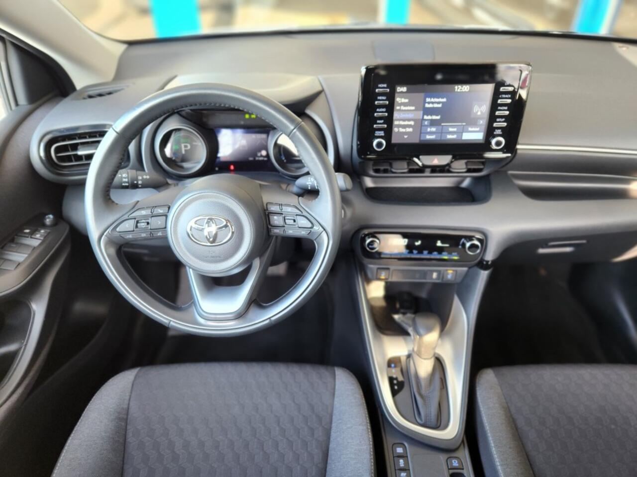 Toyota YARIS 1.5 Hybrid, Dynamic, Clima, Android/Apple, Stoelverwarming, Keyless, 16 inch, Cruise