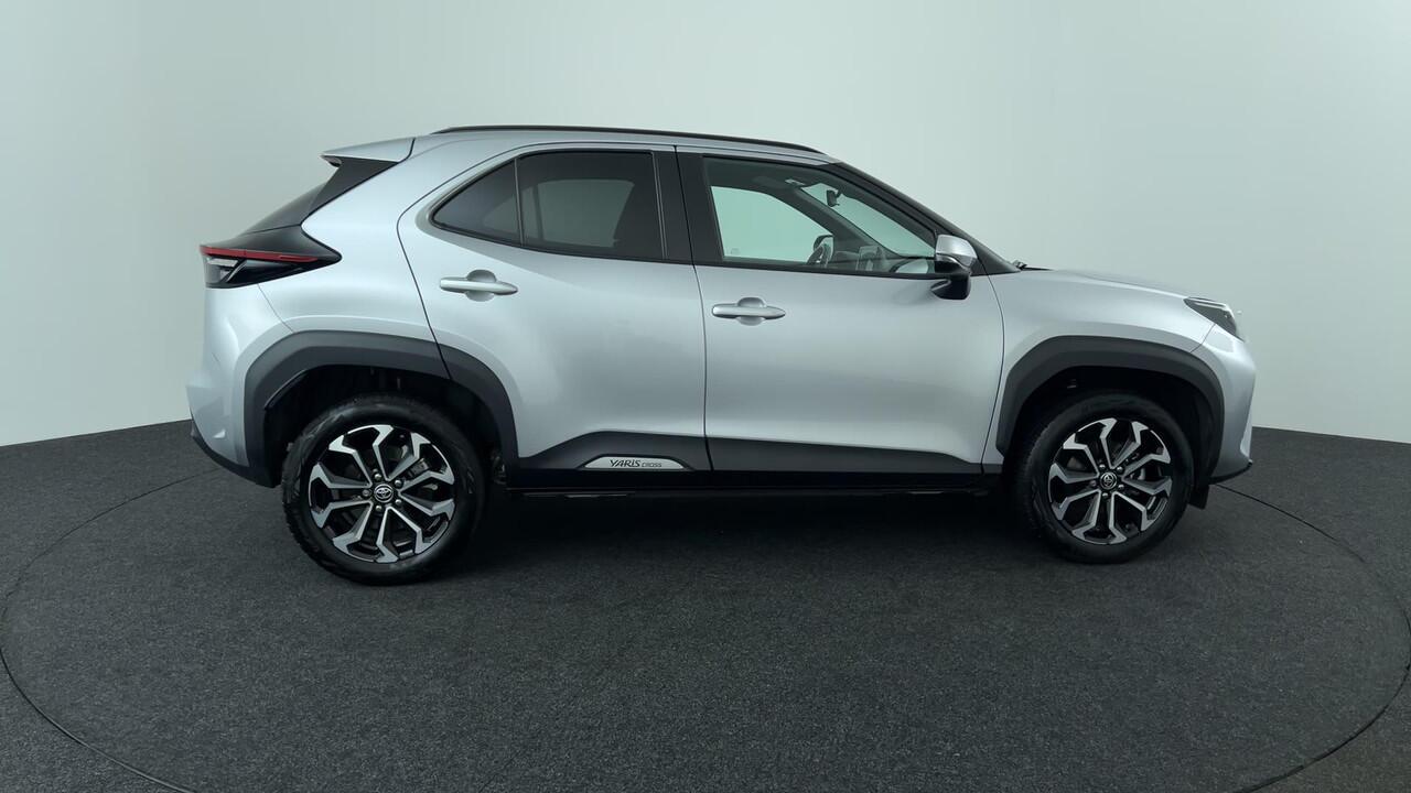Toyota YARIS Cross 1.5 Hybrid Dynamic Edition | Stoelverwarming | Navi | P.camera
