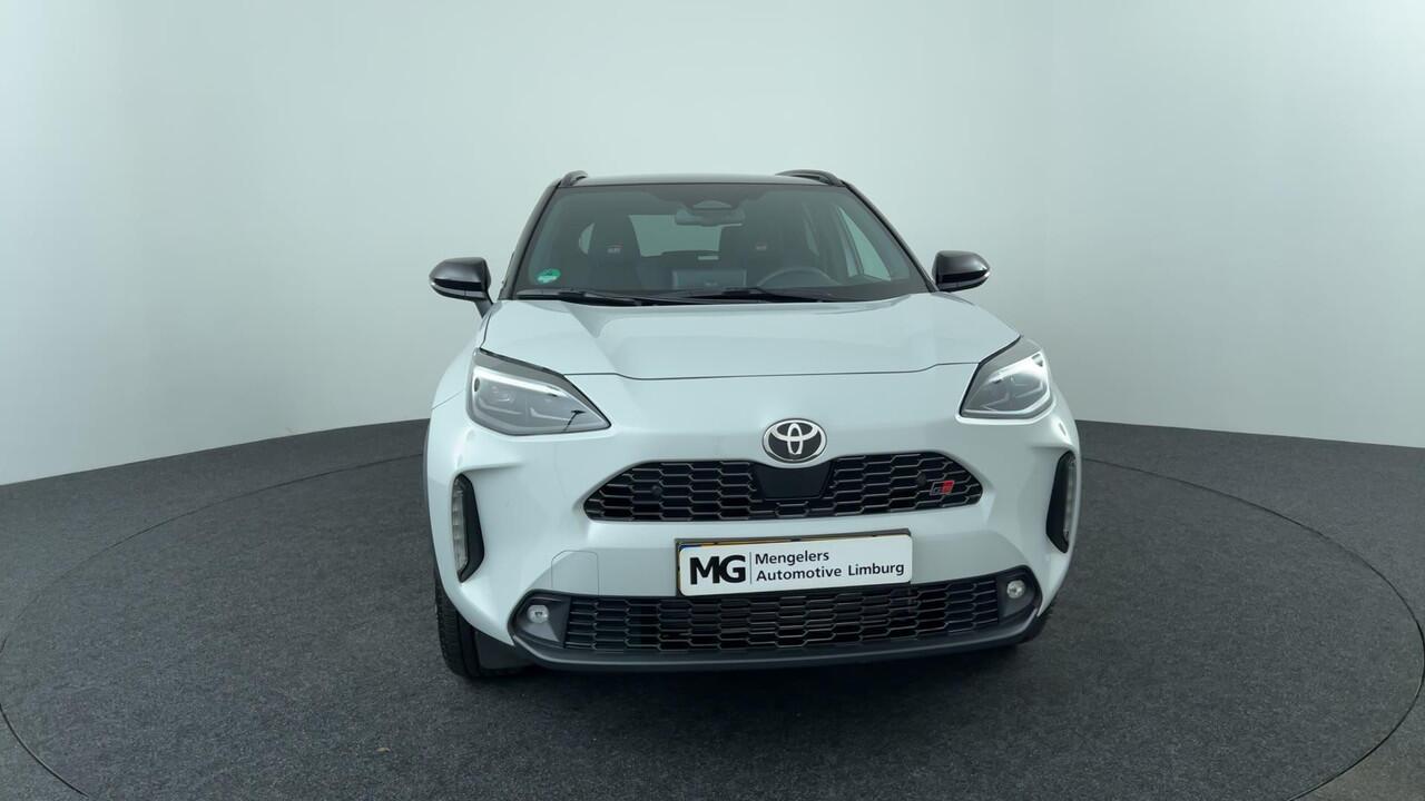 Toyota YARIS Cross 1.5 Hybrid 130 GR Sport | Rijklaar | GR-Plus Pack | JBL | HUD