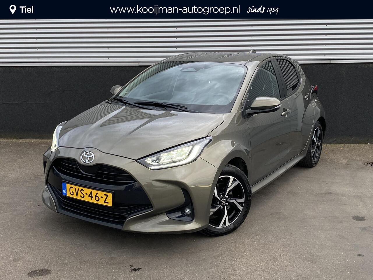 Toyota YARIS 1.5 Hybrid 115 First Edition Navigatie Apple CarPlay/Android Auto, achteruitrij camera, adaptieve cruise control, keyless, NL auto!