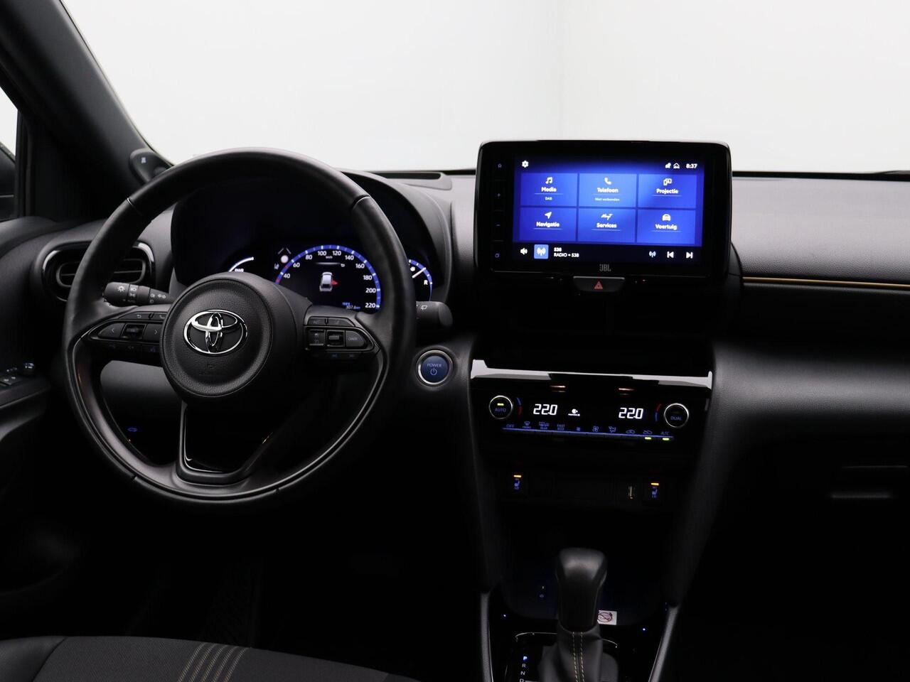 Toyota YARIS Cross 1.5 Hybrid Adventure | JBL | Head Up Display | Elektrische klep |