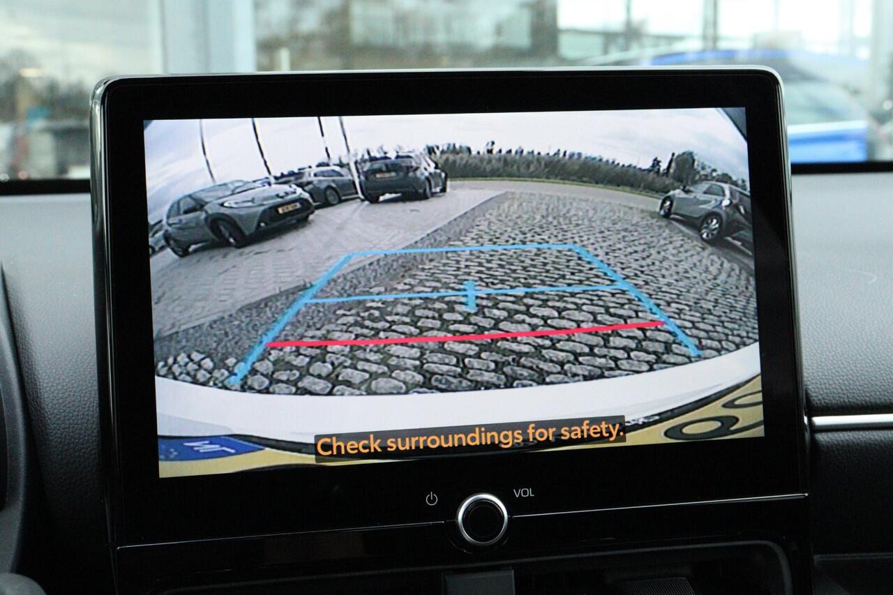 Toyota YARIS 1.5 Hybrid 115 First Edition, Apple Carplay, Android auto, Parelmoer Wit,Achteruitrijcamera, DAB Radio, Adaptieve Cruise Control