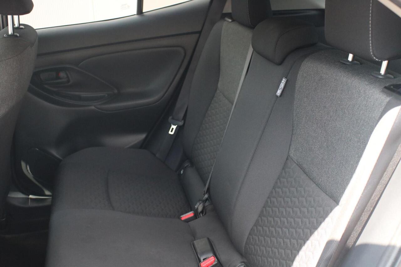 Toyota YARIS Cross 1.5 Hybrid Active | NL auto| BTW|