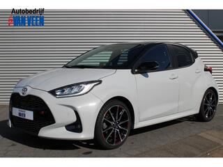 toyota-yaris-1.5-hybrid-130pk!-gr-s
