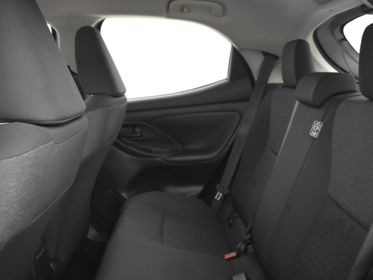 Toyota YARIS 1.5 Hybrid Dynamic Edition | Carplay | adaptive cruise |