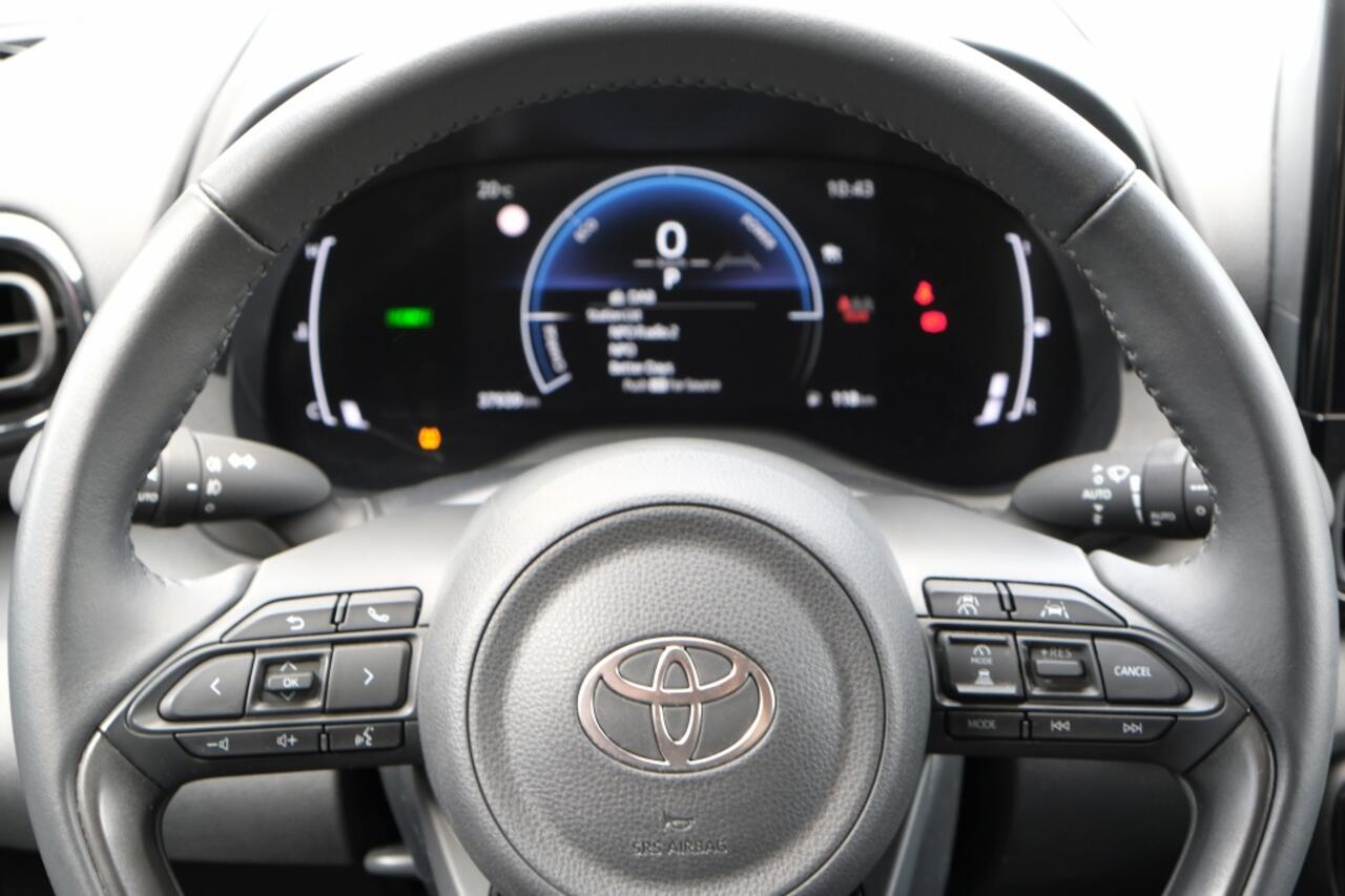Toyota YARIS 1.5 Hybrid 115 First Edition Automaat | Draadloos Apple CarPla