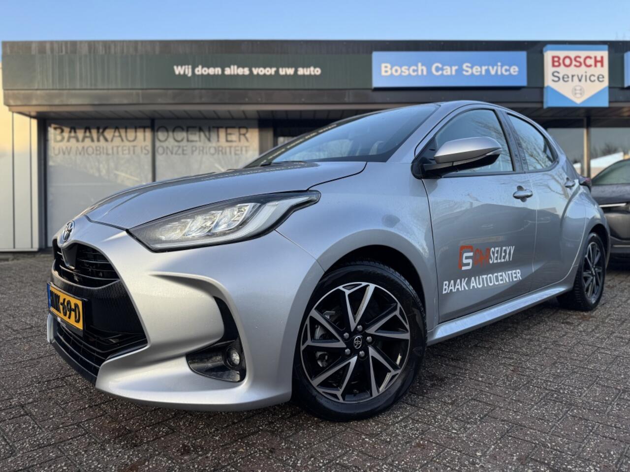 Toyota YARIS 1.5 Hyb. Business Plus | Camera | Carplay | Adaptive cruise