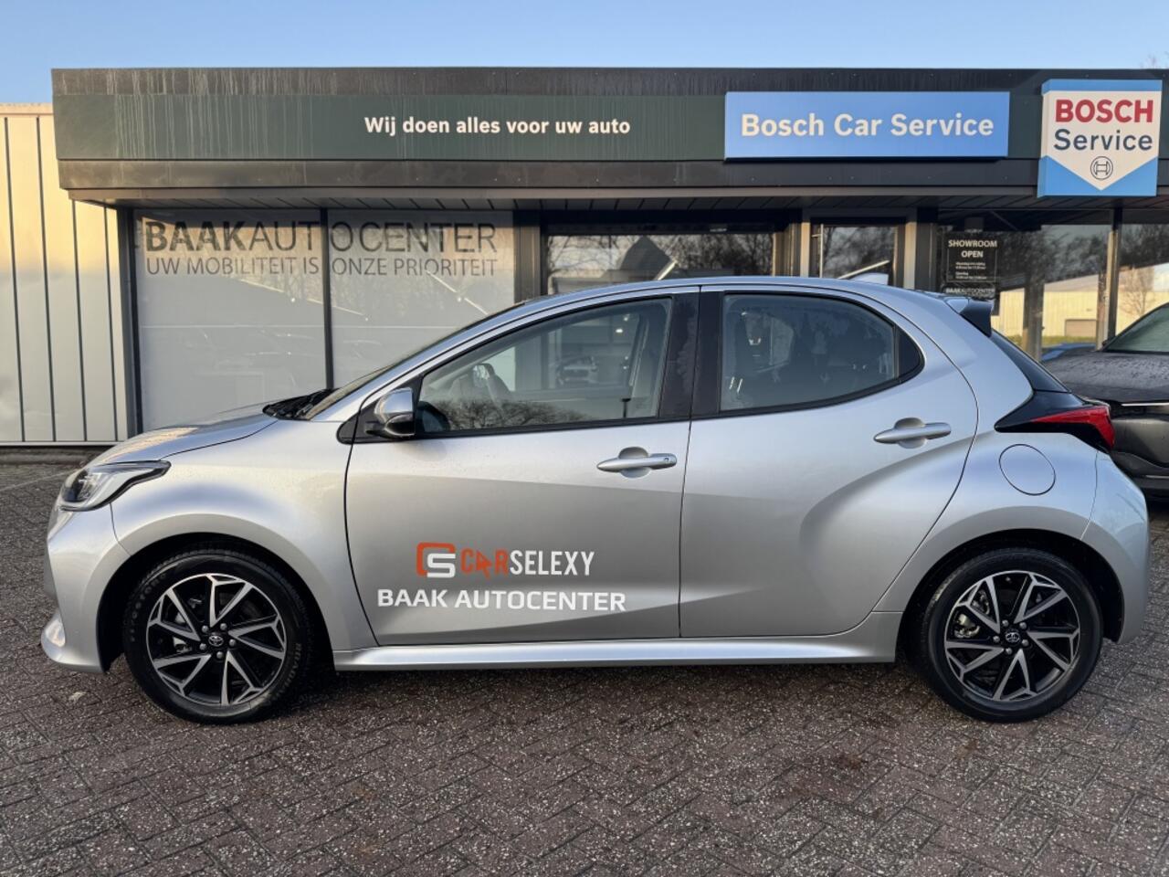 Toyota YARIS 1.5 Hyb. Business Plus | Camera | Carplay | Adaptive cruise