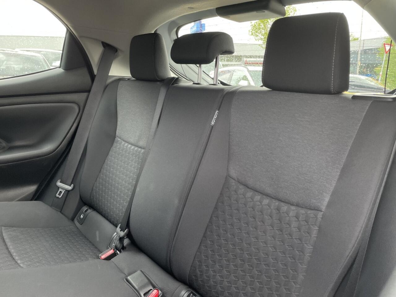 Toyota YARIS 1.5 Hyb. Business Plus | Camera | Carplay | Adaptive cruise