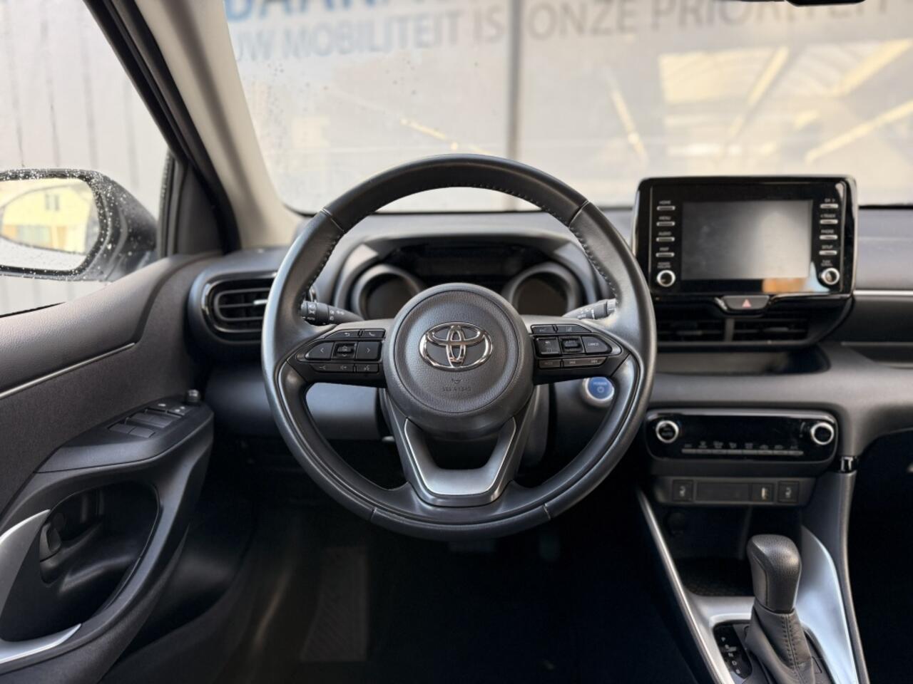 Toyota YARIS 1.5 Hyb. Dynamic | Camera | ACC | Climate
