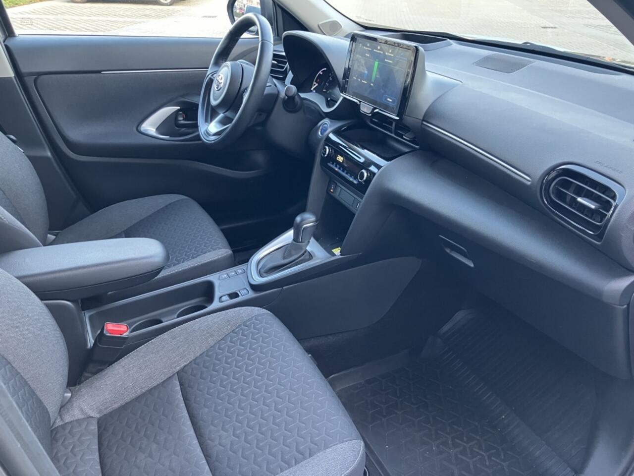 Toyota YARIS Cross 1.5 Hybrid Dynamic | Headup | Elek achterklep | Stoel/stuurverw