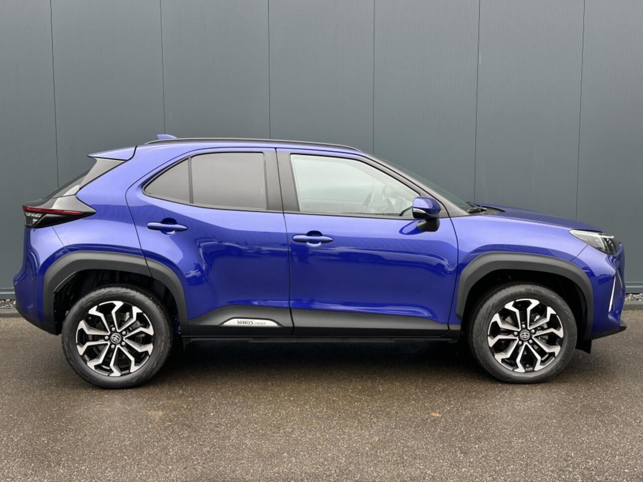 Toyota YARIS Cross 1.5 Hybrid Dynamic / Carplay / Camera / Stoelverwarming