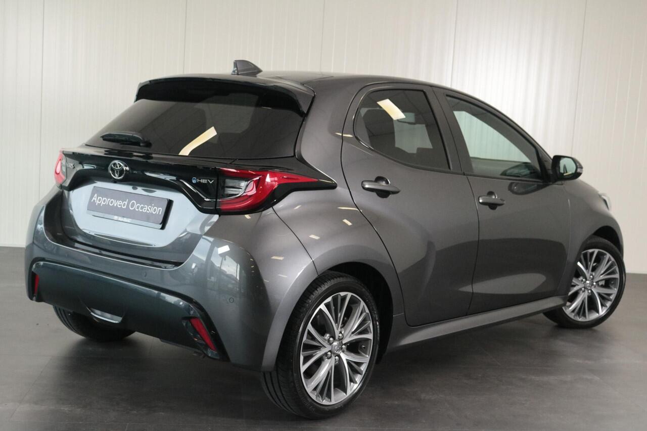 Toyota YARIS 1.5 Hybrid 130 Executive Limited, Panodak , JBL audio , Stuur- en stoelverwarming