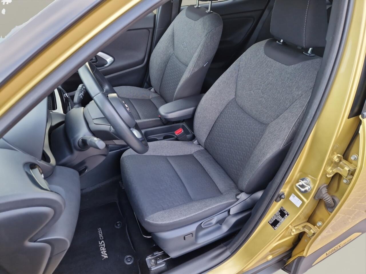 Toyota YARIS Cross 1.5 Hybrid Dynamic Carplay - Stoelverwarming