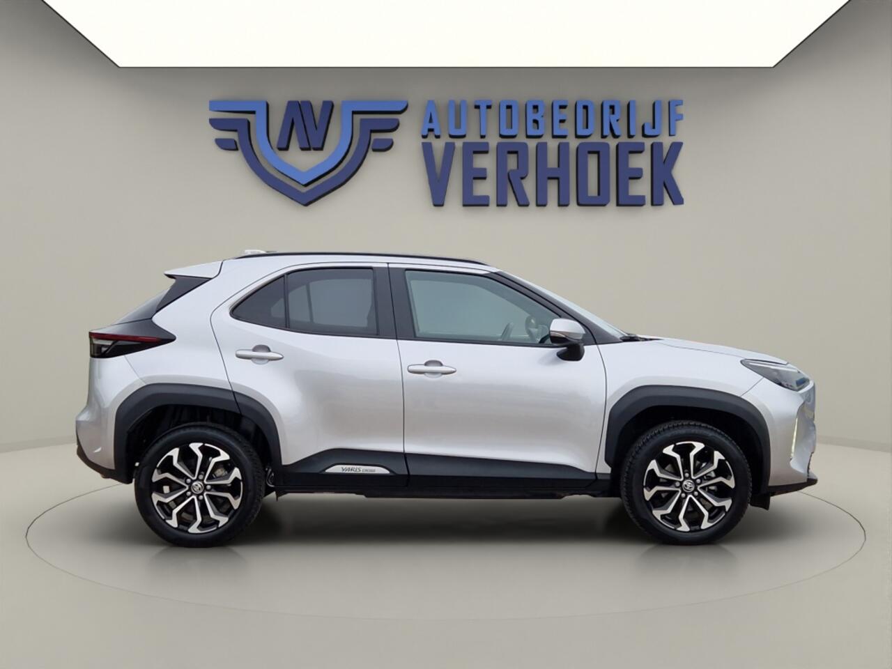 Toyota YARIS Cross 1.5 Hybrid Dynamic Carplay - Stoelverwarming