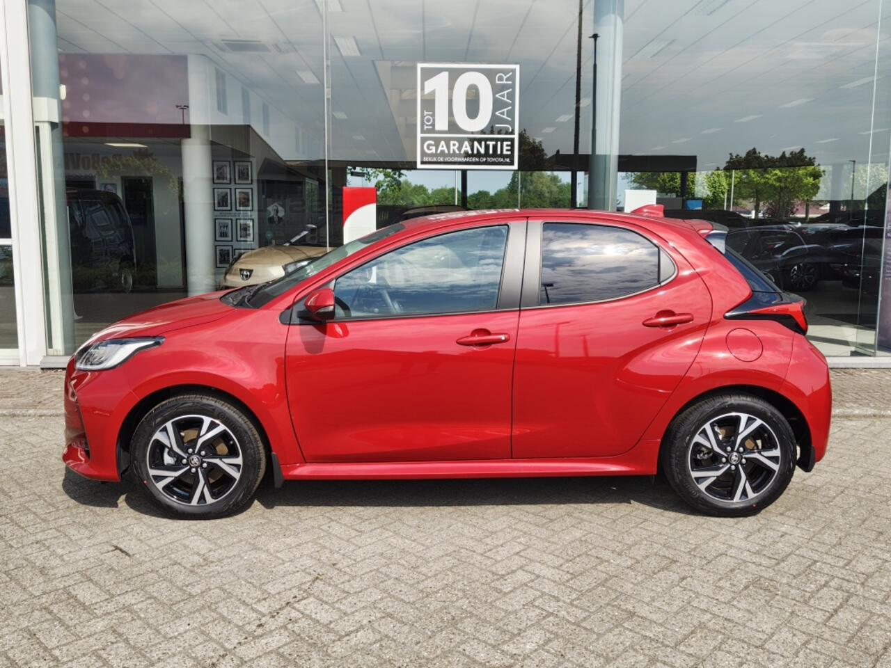 Toyota YARIS 1.5 Hybrid 115 Style | Sensoren v/a | Android Auto | Stu