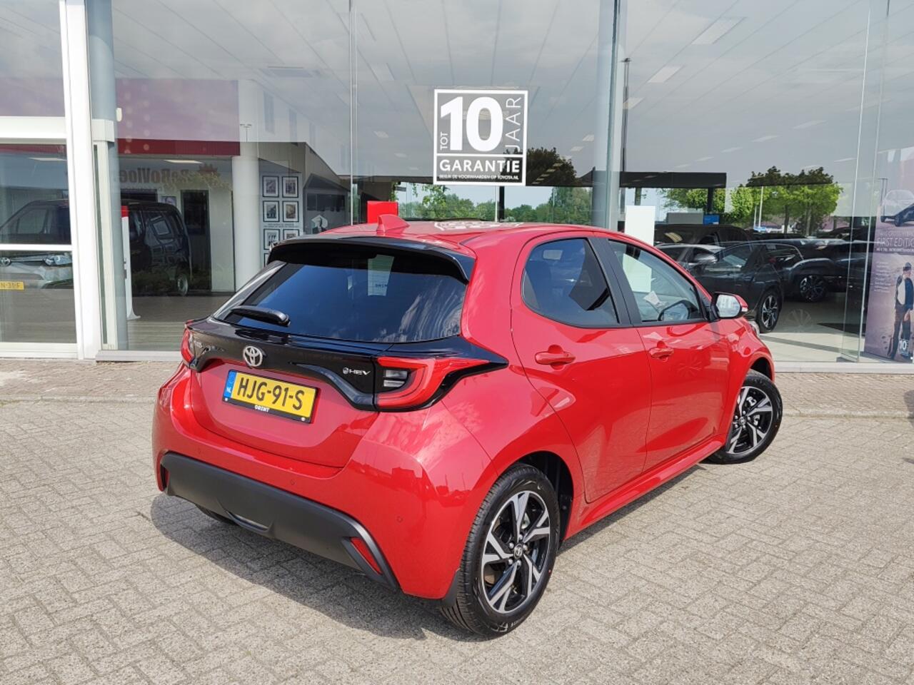 Toyota YARIS 1.5 Hybrid 115 Style | Sensoren v/a | Android Auto | Stu