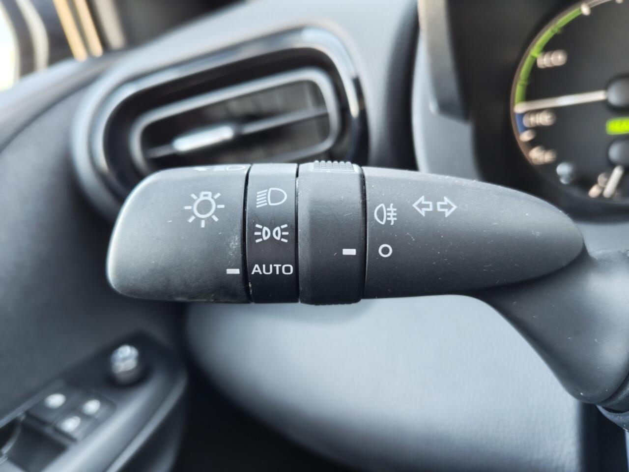 Toyota YARIS 1.5 Hybrid Active | Adaptive Cruise Control | Achteruitrijcamera