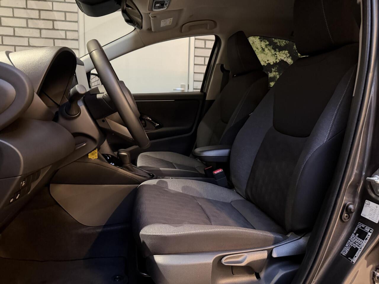 Toyota YARIS Hybrid 115 Dynamic