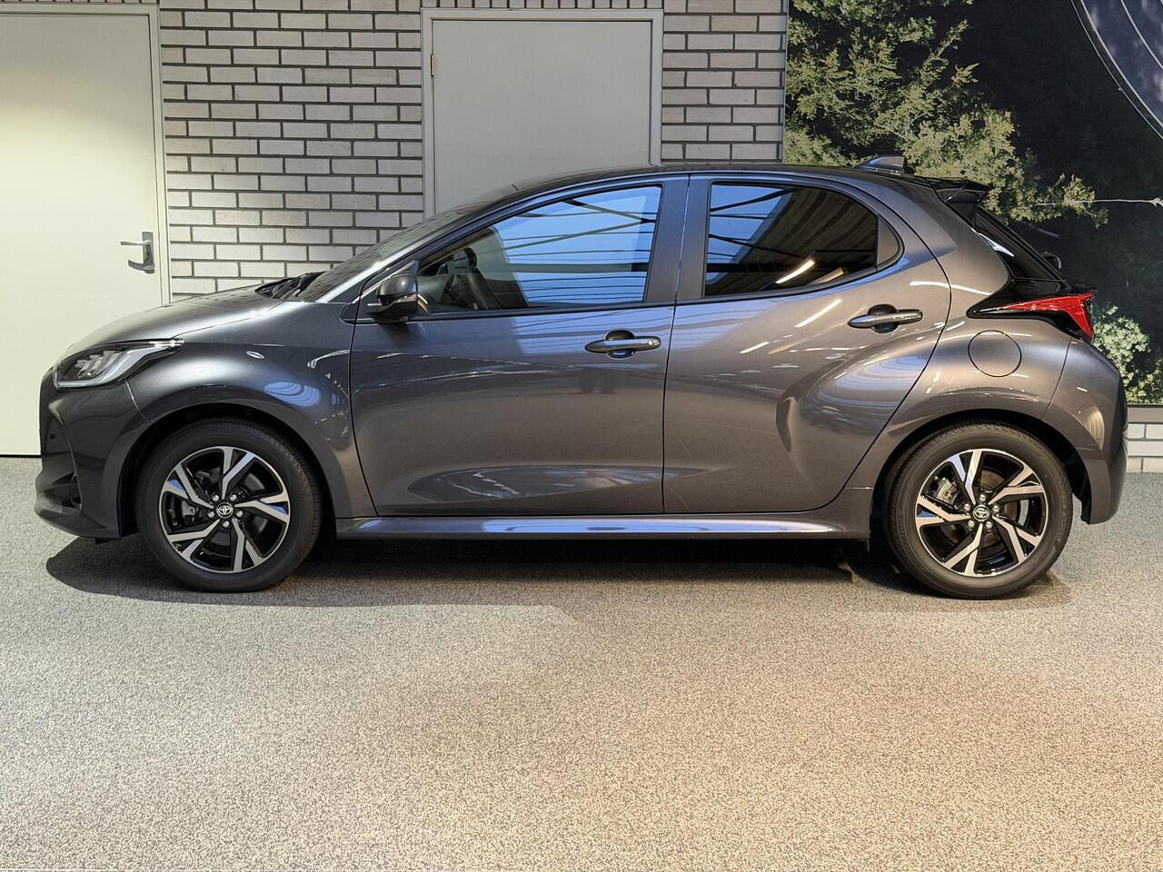 Toyota YARIS Hybrid 115 Dynamic