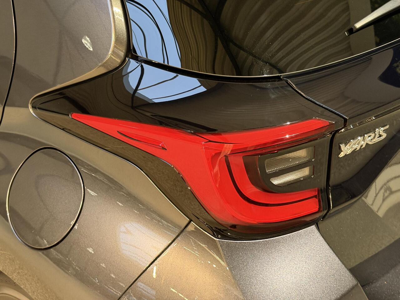 Toyota YARIS Hybrid 115 Dynamic