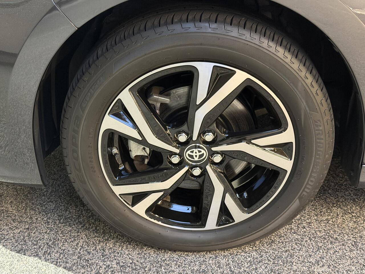 Toyota YARIS Hybrid 115 Dynamic