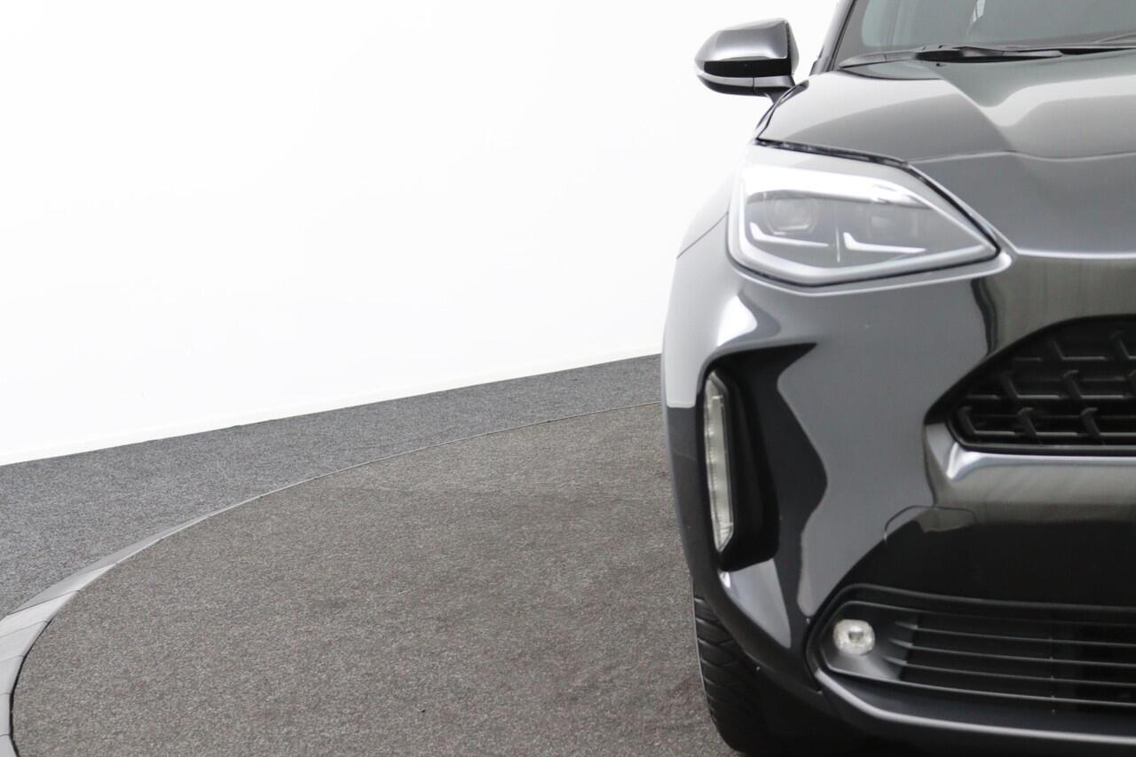 Toyota YARIS Cross 1.5 Hybrid 115 First Edition | Apple Carplay/Android Auto | All Season Banden | Achteruitrijcamera |