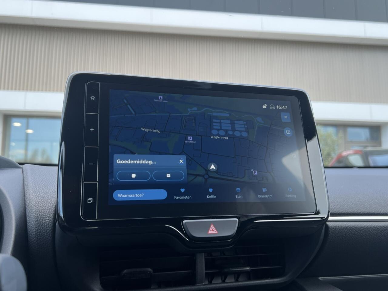 Toyota YARIS 1.5 Hybride Executive | Parkeersensoren V+A | Blindspot