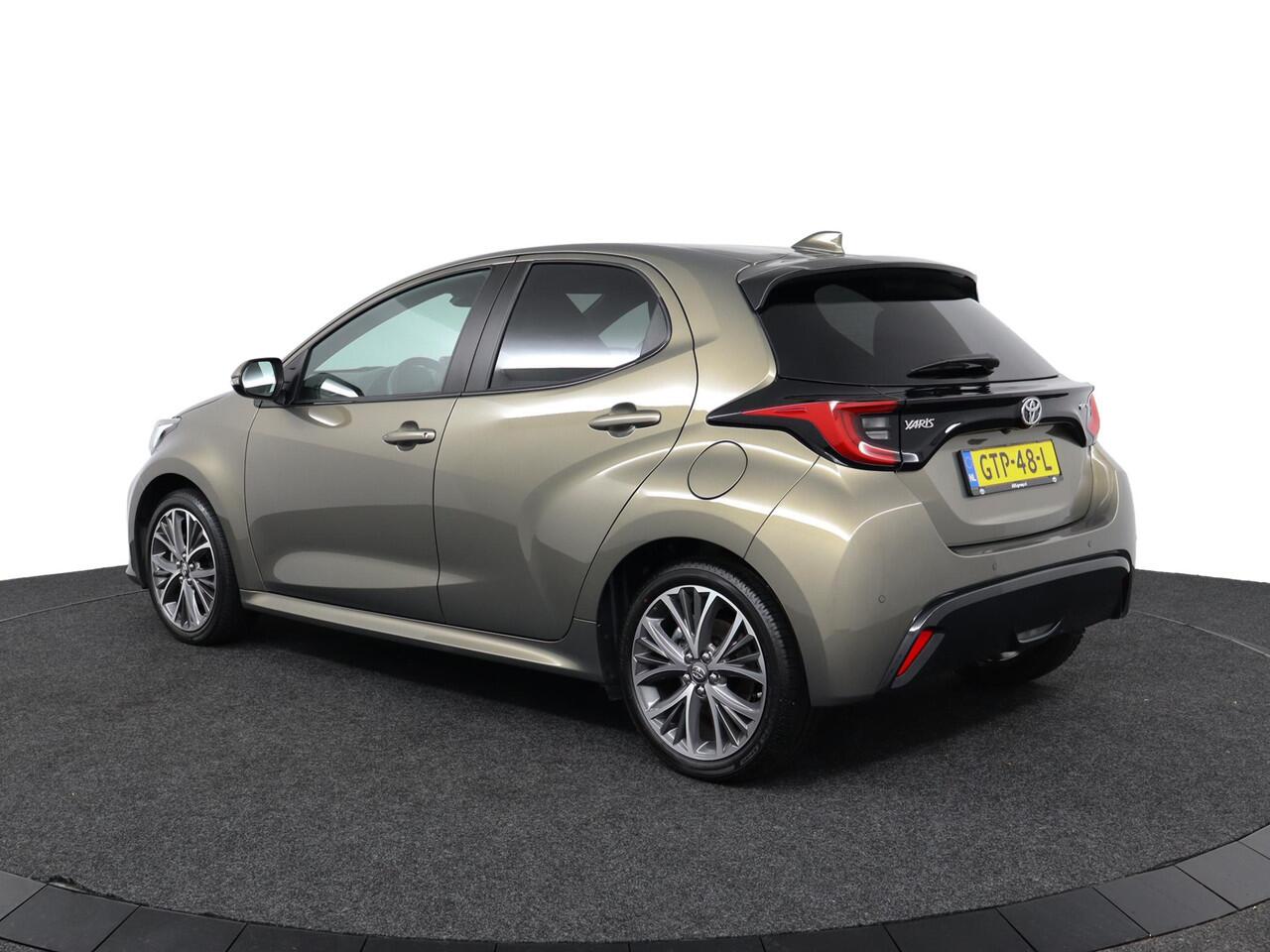 Toyota YARIS 1.5 Hybrid 130 Executive | Stoel/Stuurverwarming | Parkeersensoren | Apple Carplay/Android Auto |